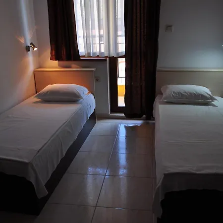 Family Daf Pensión Obzor