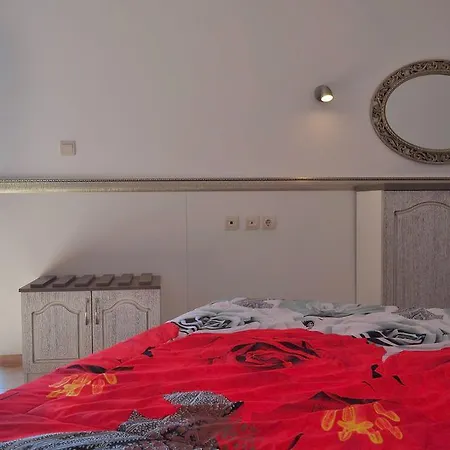 Family Daf Pensión Obzor