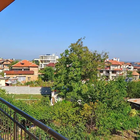 Pensión Family Daf Obzor