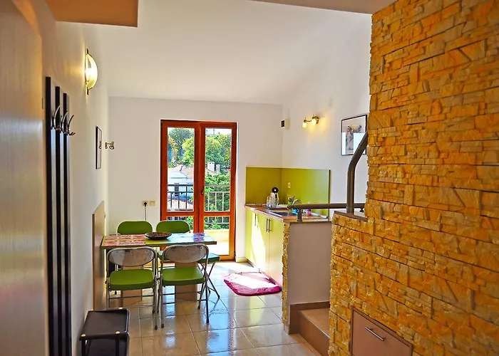 招待所 Family Daf 4*