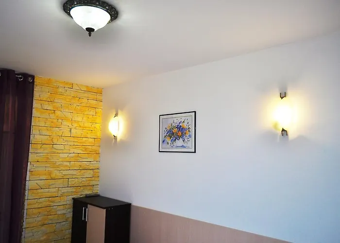 招待所 Family Daf 4*