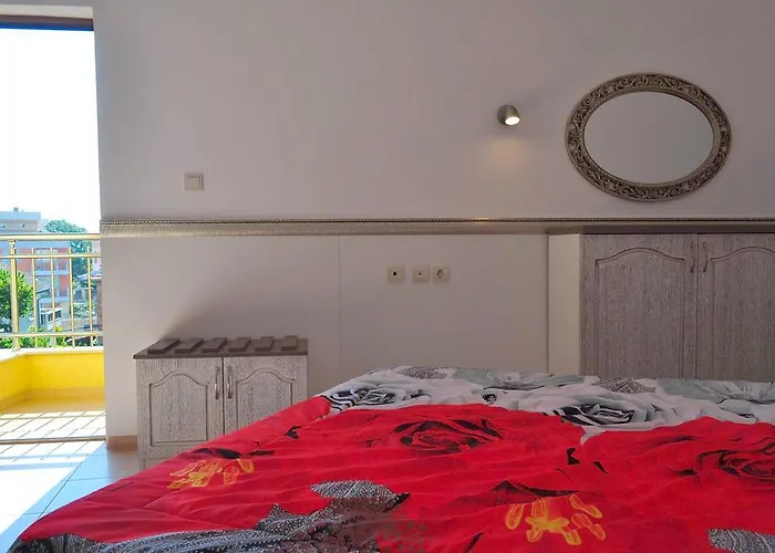 Family Daf 招待所 奥布佐尔